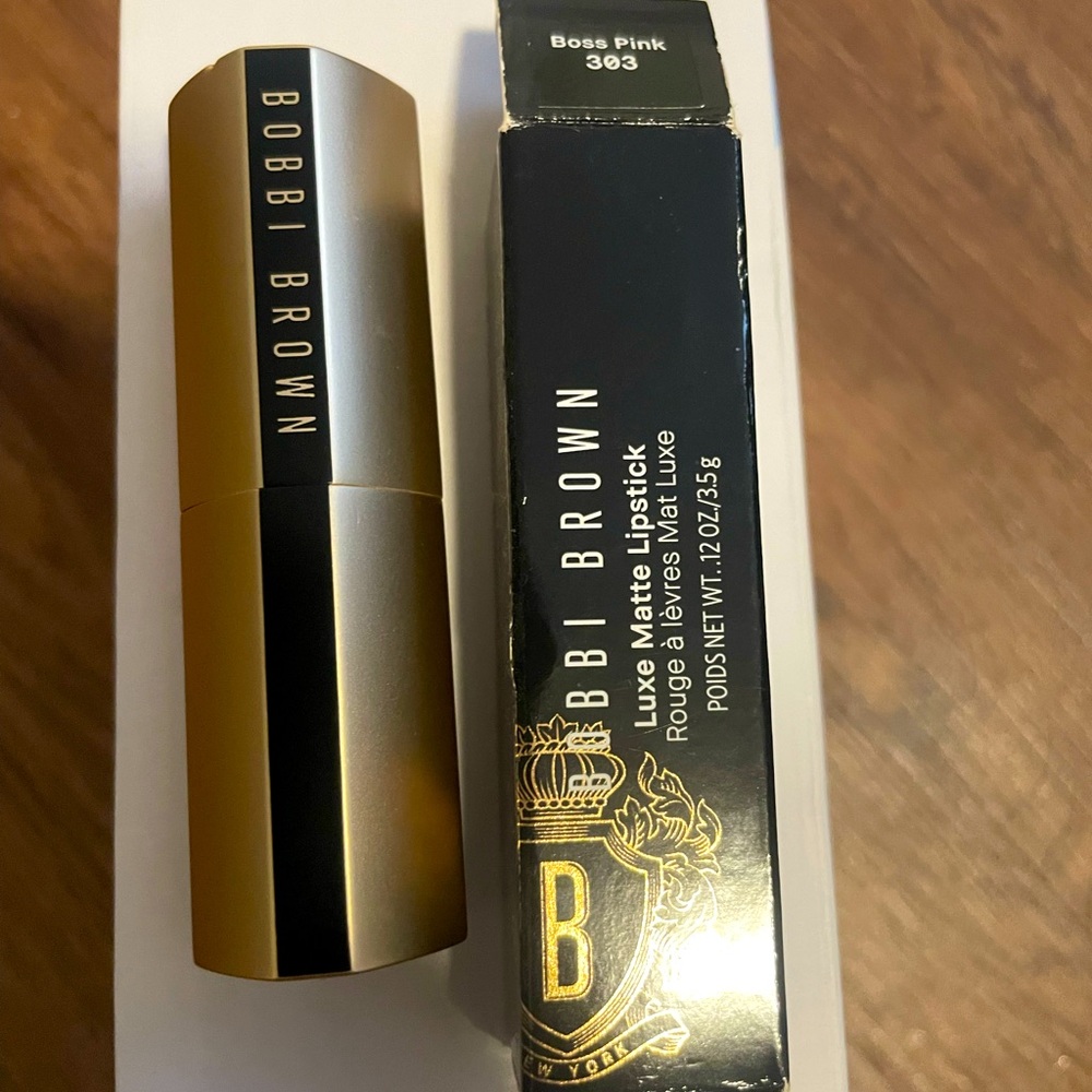 Bobbi Brown Lipstick